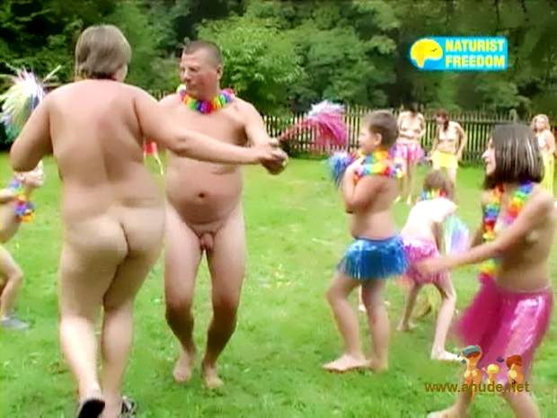 Naturist Freedom video European hawaii [Real nudism]
