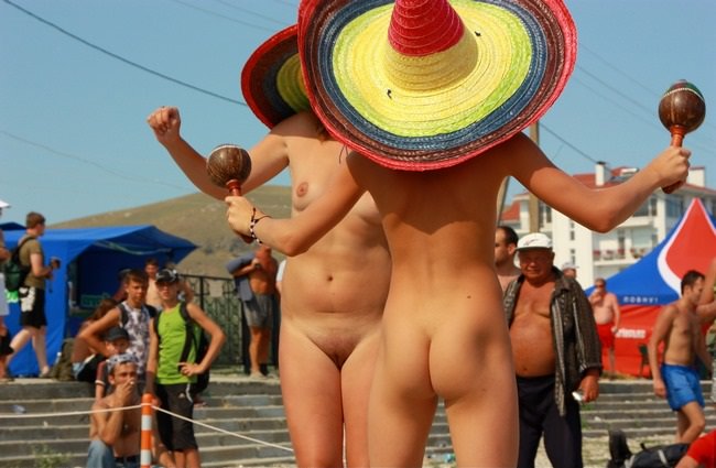 Neptune day part 4 Purenudism [Real nudism]