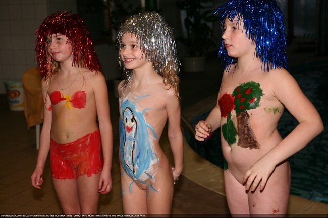 Family naked sport in the pool and sauna Purenudism photo [Real nudism]